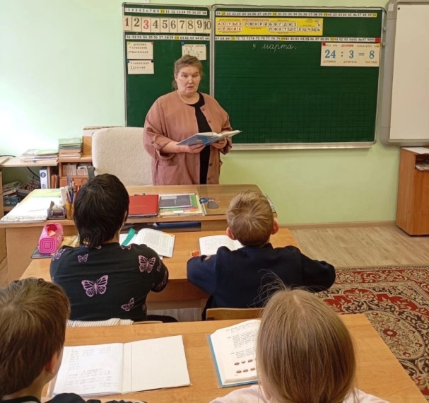 Учителя с большой цифрой. Учителя с большой цифрой.